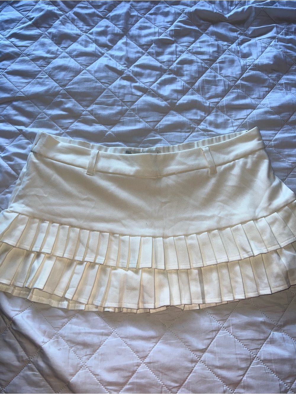 Hollister Cream Pleated Tiered Mini Skirt